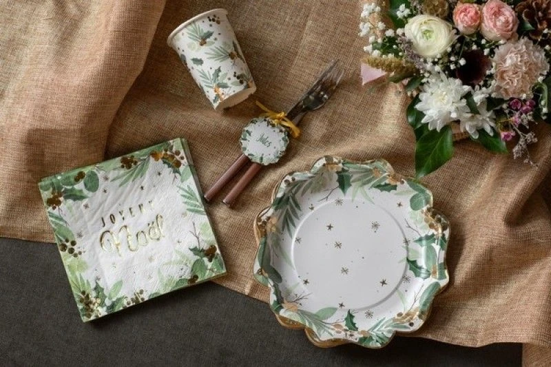 SANTEX 8195-3, Sachet De 10 Serviettes Noël Tradi 33x33cm, Blanc/or 4 SANTEX 8195-3, Sachet De 10 Serviettes Noël Tradi 33x33cm, Blanc/or – Image 2